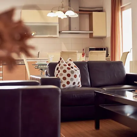 Apartament Tonka *